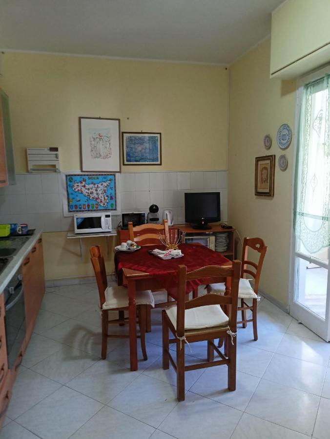Amuny Sicily Guest House Сиракуза Екстериор снимка