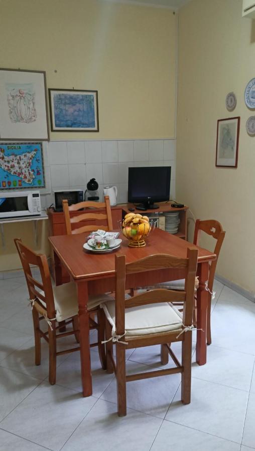 Amuny Sicily Guest House Сиракуза Екстериор снимка